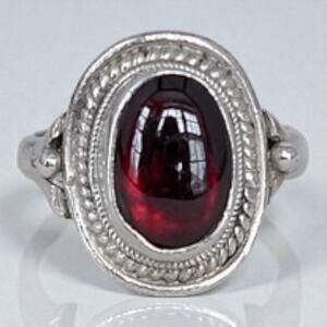 Vintage Sterling Silver Oval Garnet Ring Size 5.5 Statement Jewelry Vintage